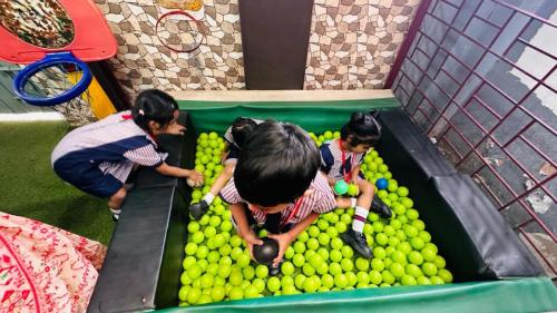 WhatsApp-Image-2024-04-09-at-1.56.13-PM-3